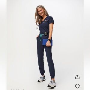 Sold as set! FIGS FREEx Set Navy XL/LP